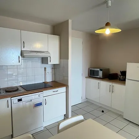 Apartment T2 Cosy Avec Terrasse Et Parking A Vieux-boucau - Fr-1-379-65 *